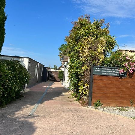 Mas La Farelle Gite, Fitness & Salle De Jeux Gratuite & Spa En Supplement Nimes Bagian luar foto